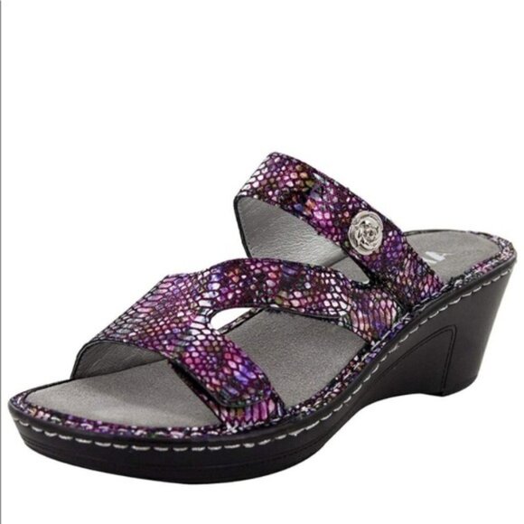Alegria Shoes - Like New Alegria Loti Funtastic Snake Purple Shimmer Sandals Wedge Leather 38/8